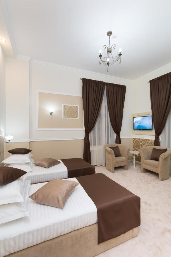 Отель La Strada Boutique Villa Питешти-29